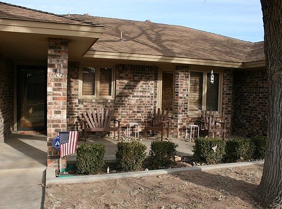 2nd image of 4102 Gleneagles Dr