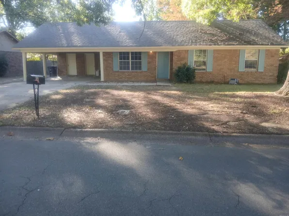 12 Barksdale Dr, Searcy, AR 72143