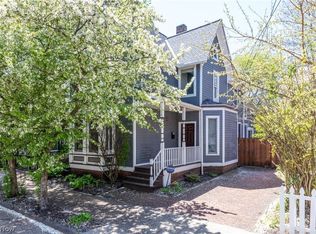 1746 W 31st Pl, Cleveland, OH