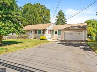 728 Hughes Dr, Hamilton, NJ 08690