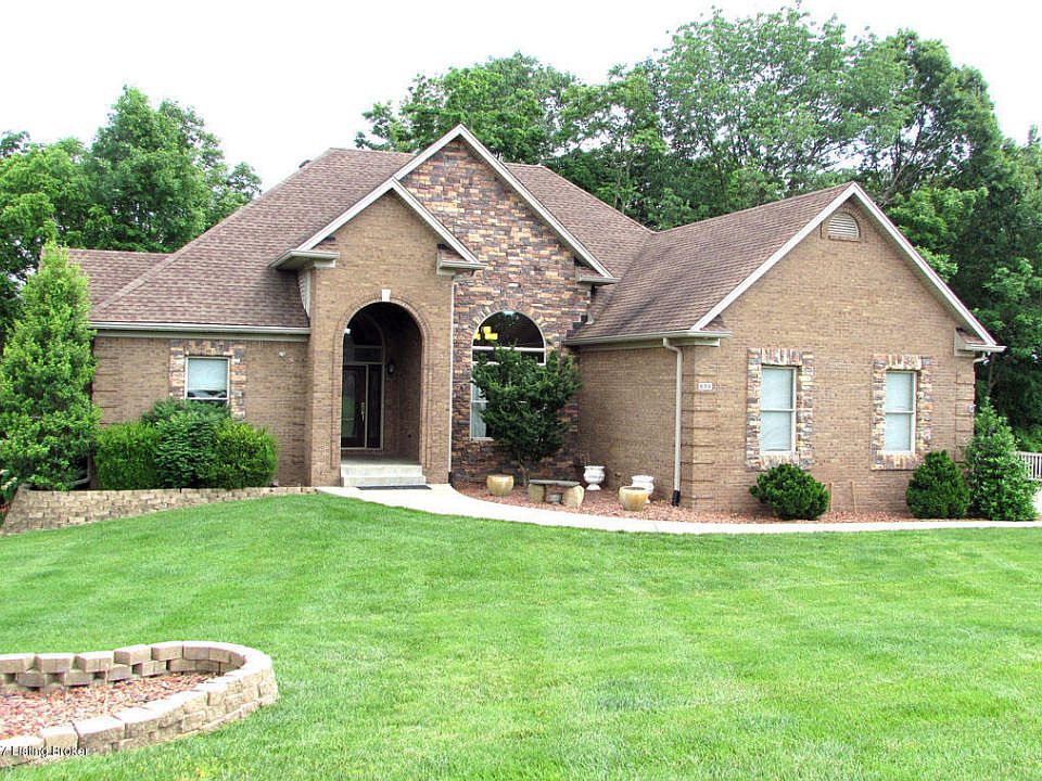 1st image of 698 Winding Woods Trl