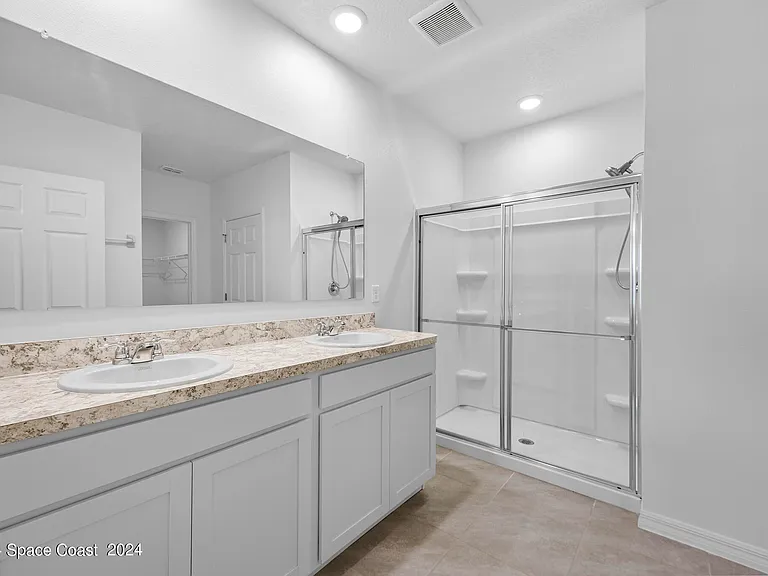 1253 Dunes Ave — Photo 17