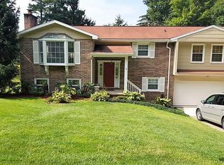 105 Pineridge Dr, Beckley, WV 25801