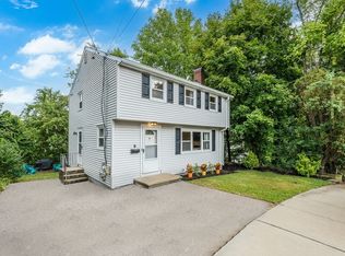 9 Deforest St, Hyde Park, MA 02136