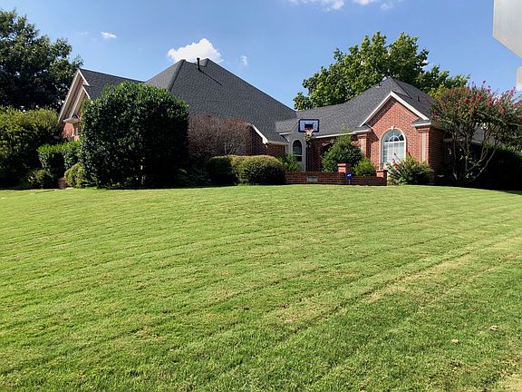 5th image of 1421 Fairhaven Dr