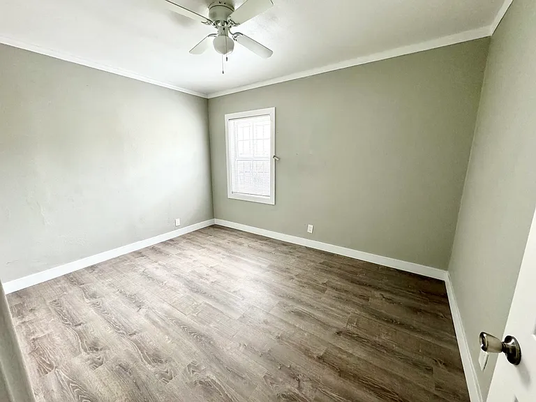 1048 W 62nd St #1048 — Photo 7
