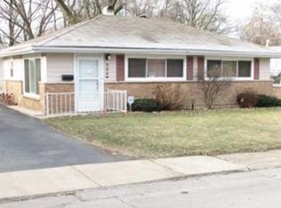 325 Mohawk St, Park Forest, IL 60466