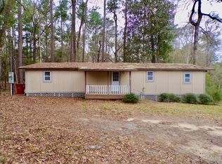 736 Deens Landing Rd, Baxley, GA 31513