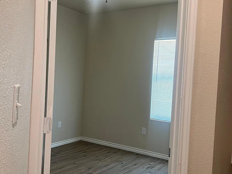 603 Crane Ave — Photo 19