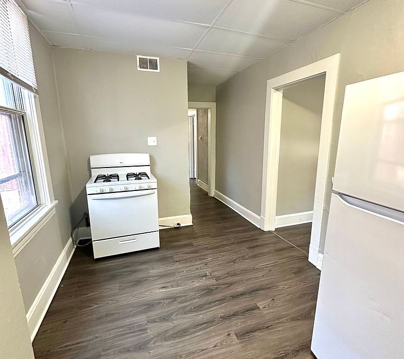 1st image of 2340 Laplace St #2