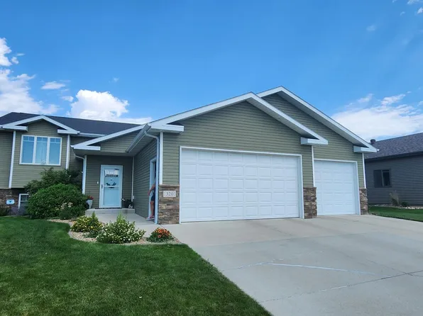 320 Keidel Trl SW, Mandan, ND 58554