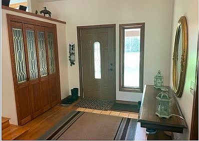 Entry Foyer