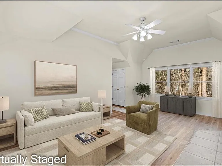 4640 Chestatee Pointe Rd — Photo 5