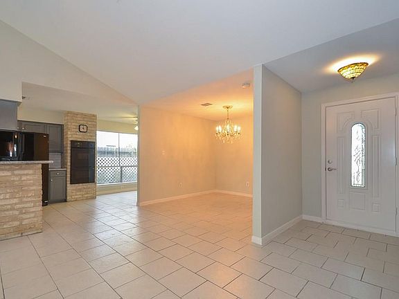4th image of 15726 Boulder Oaks Dr