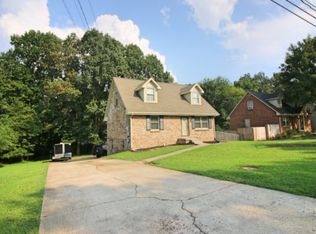 1263 Cloverdale Dr, Clarksville, TN 37040