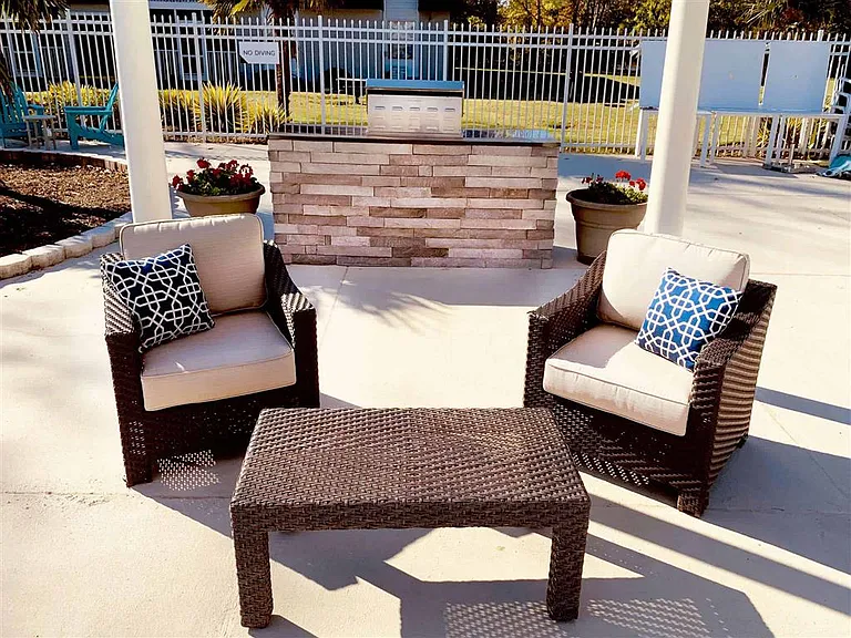 Poolside seating