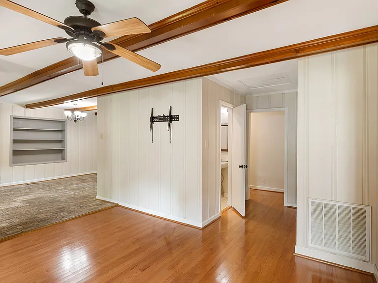 2541 Mooresville Hwy — Photo 17