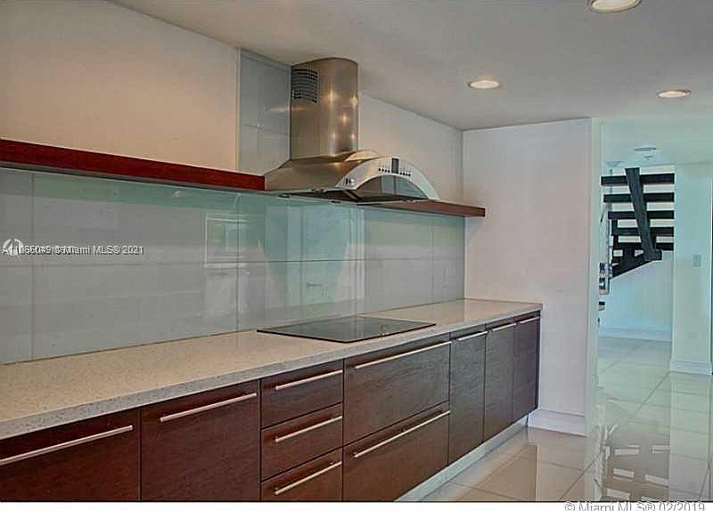 1st image of 805-7928 East Dr #805