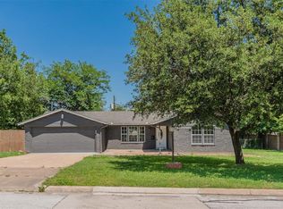 4804 Maple St, North Richland Hills, TX 76180