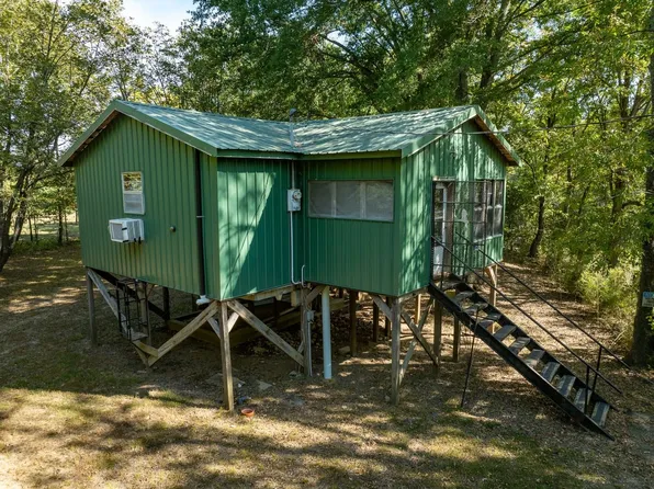 1806 County Road 150, Augusta, AR 72006