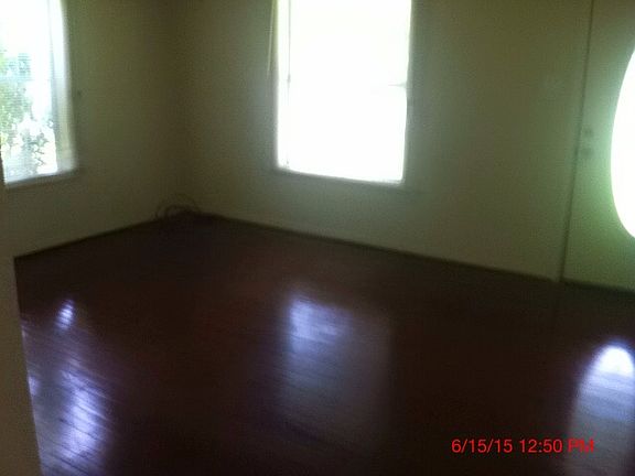2nd image of 300 Fontelieu Dr