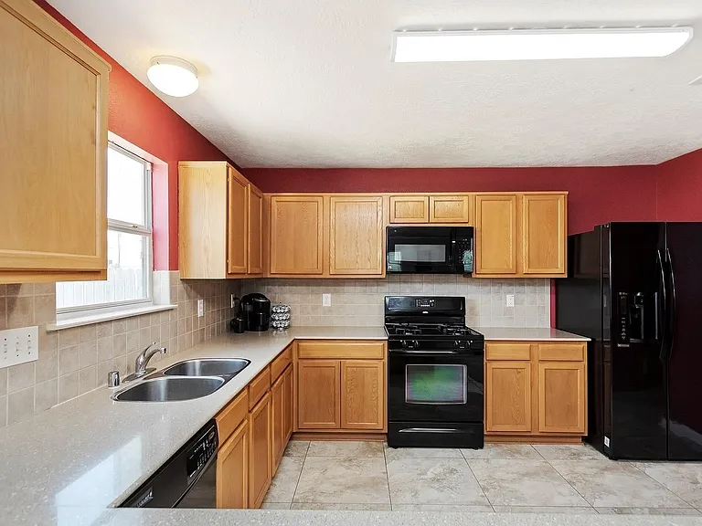 20738 Fair Castle Dr — Photo 15