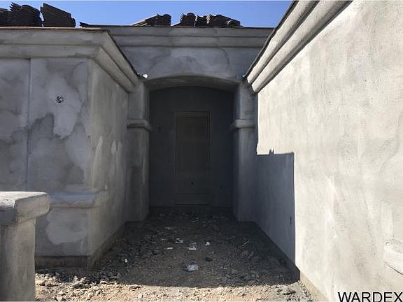 5th image of 2855 Poseidon Dr