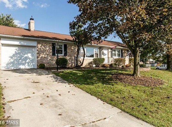 2nd image of 707 Burnside Dr