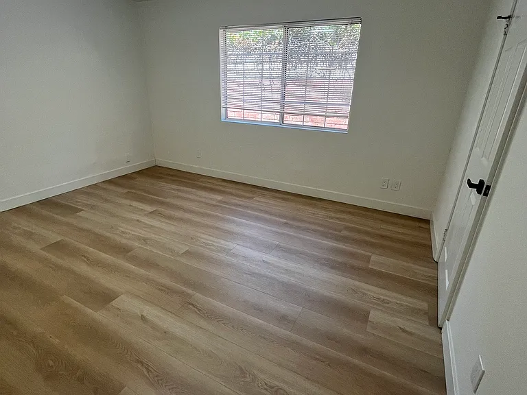 15239 Covello St #1/2 — Photo 22