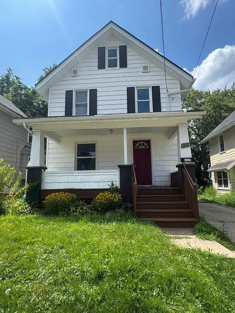 Move-In Ready Akron Home with Four Bedrooms and Outdoor Space — Photo 1
