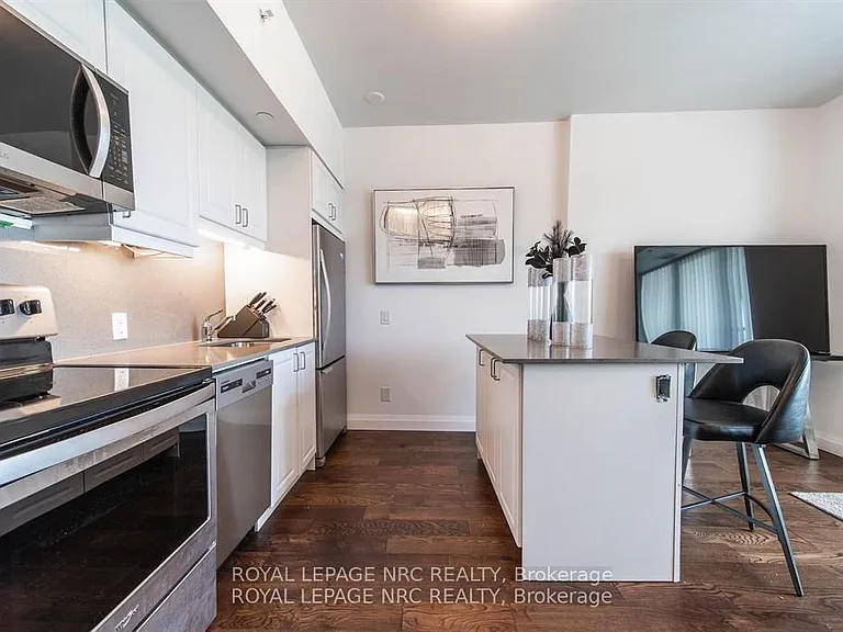 7711 Green Vista Gate #302 — Photo 3