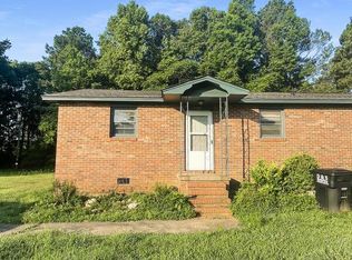 1120 Erskine Rd, Anderson, SC 29621