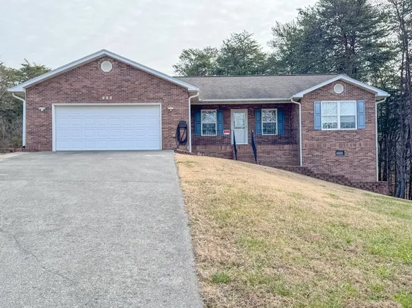 713 Haley Woods Dr, Kodak, TN 37764