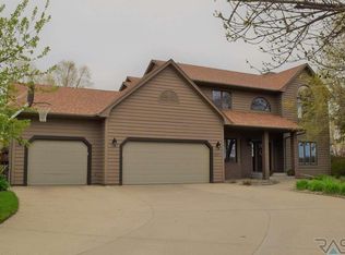 801 E 64th St, Sioux Falls, SD 57108