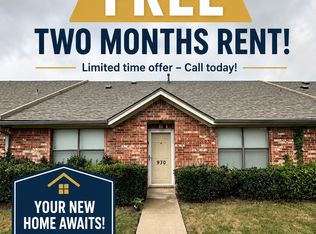 928 Austin Ct, Weatherford, TX 76086