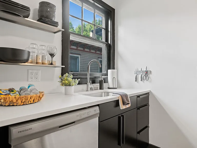 1232 W Washington Blvd — Photo 25