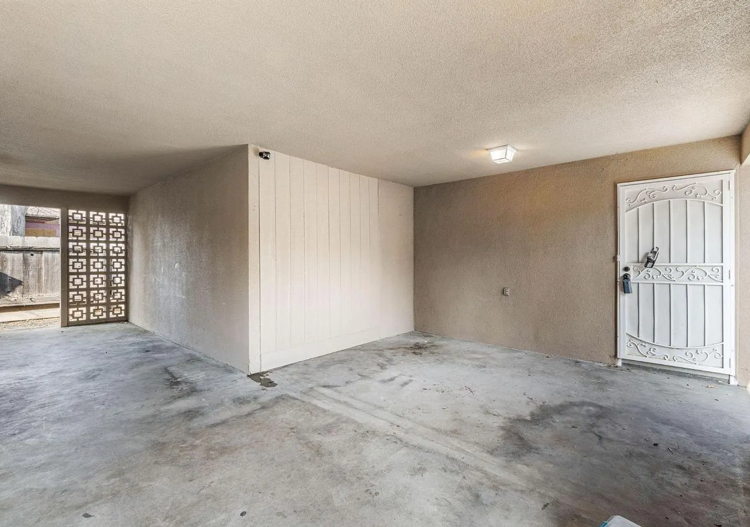 1020 E. Brown — Photo 4