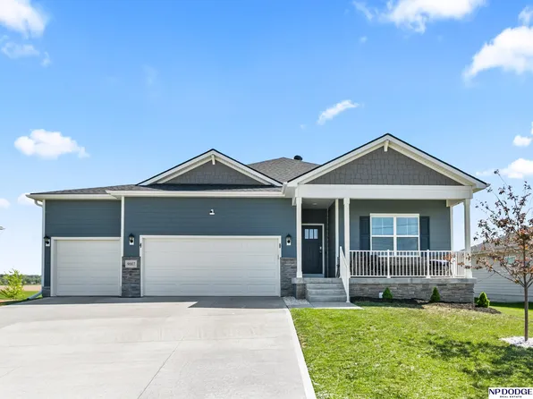 9007 Alexandra Rd, Bellevue, NE 68157