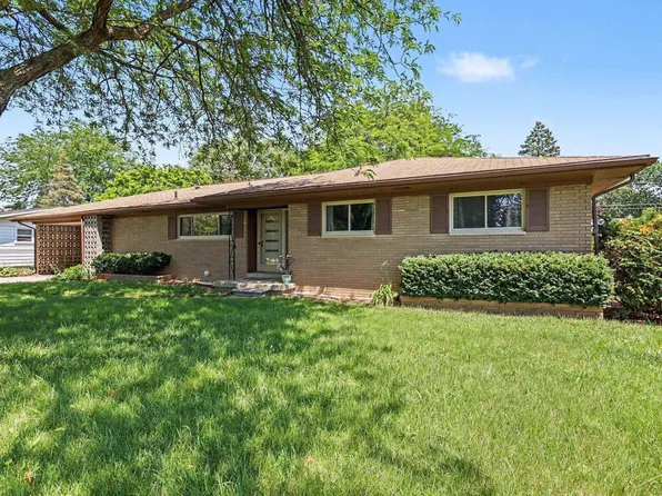 2850 Hemmeter Rd, Saginaw, MI 48603