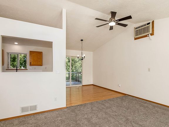 4th image of 18917 E Augusta Ln