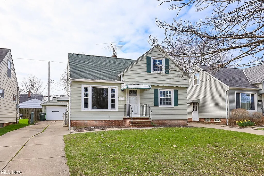 13712 Oak Park Blvd photo 1