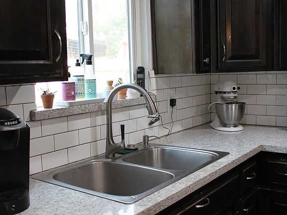 3rd image of 3511 W Whitendale Ave
