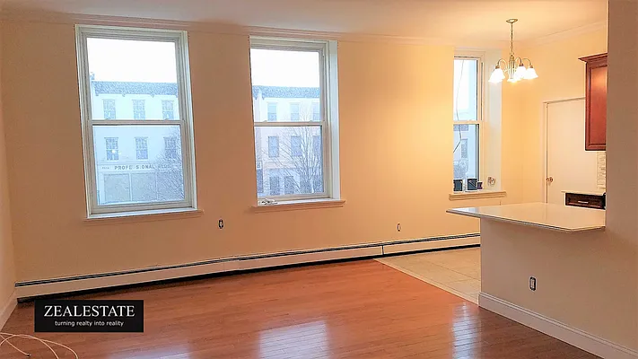 Rented by ZealEstate Group Inc | media 12