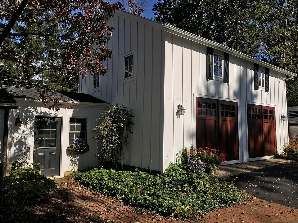 125 Linvale Rd #WAGON HOUSE