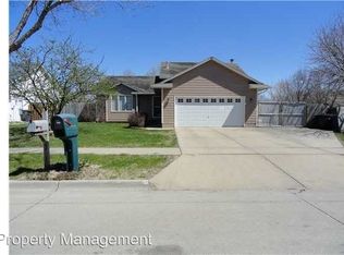 6721 SE 2nd Ct, Des Moines, IA 50315
