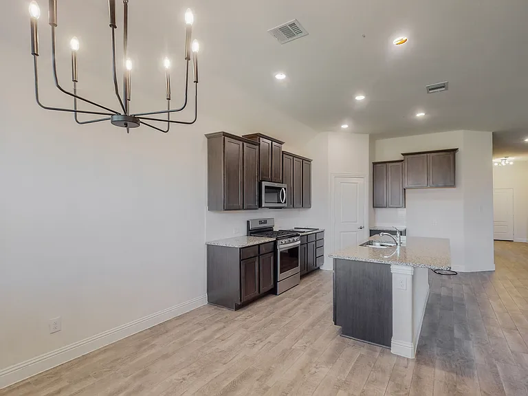 11029 Klondike Ln — Photo 13
