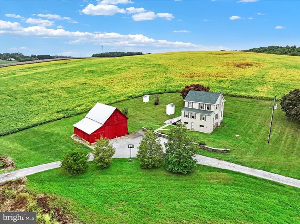 1264 Cooper Rd, New Freedom, PA 17349