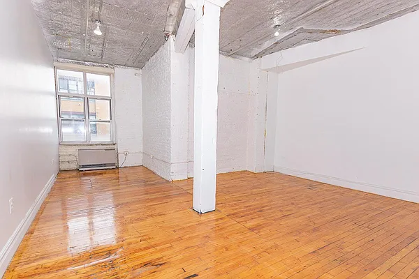 Rented by MySpaceNYC | media 2
