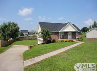 722 N Woodson Rd, Clarksville, TN 37043