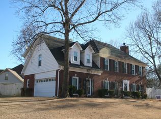 200 E Nolley Dr, Collierville, TN 38017